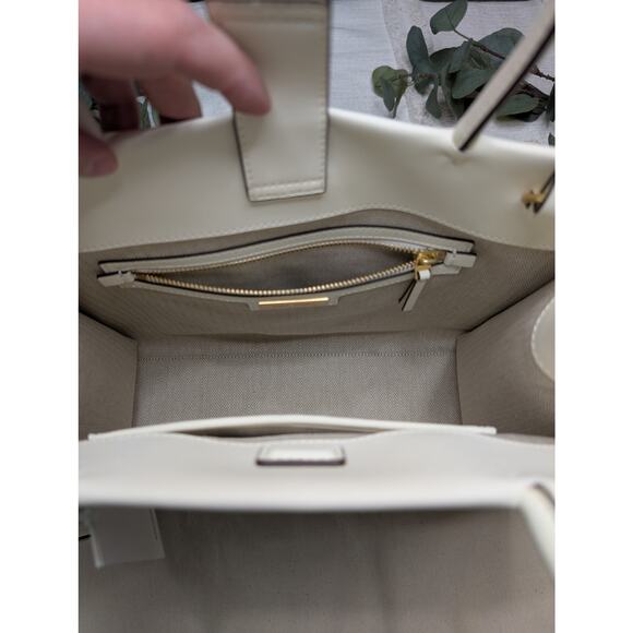 Small Ella Bio Tote in Warm White - Picture 6 of 7